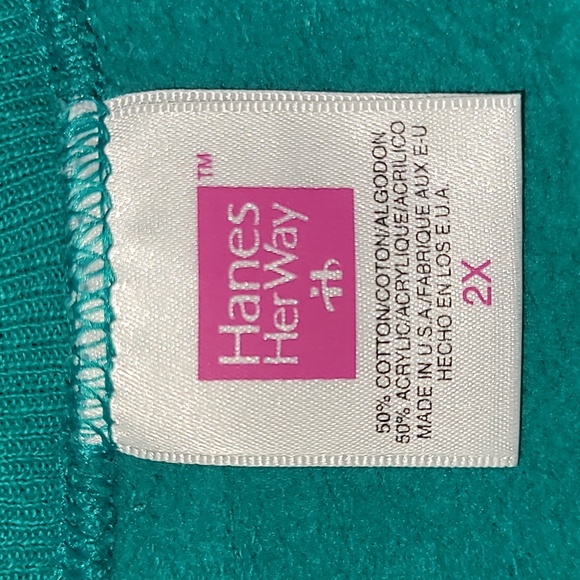 Vintage. Made in USA. Hanes Her Way. Crewneck sweatshirt. Women's 2X - Picture 2 of 15